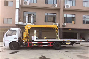 瑞金二路附近汽车轮胎更换